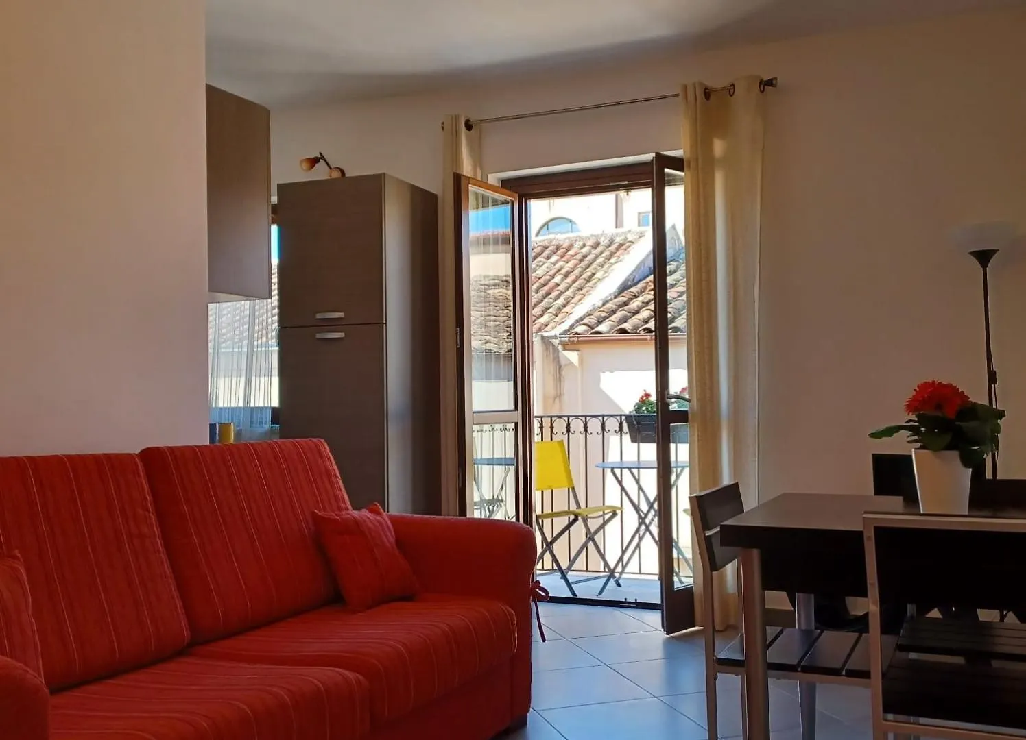 Apartment Genius Home